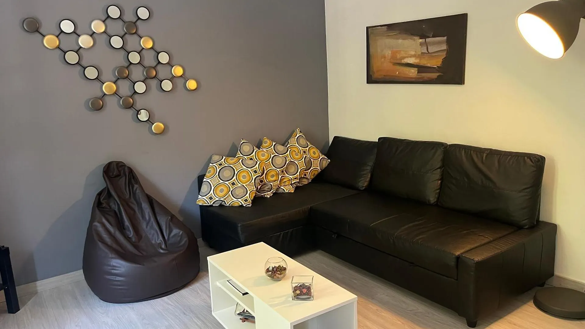 Barcelona 54 Apartment Rentals ספרד