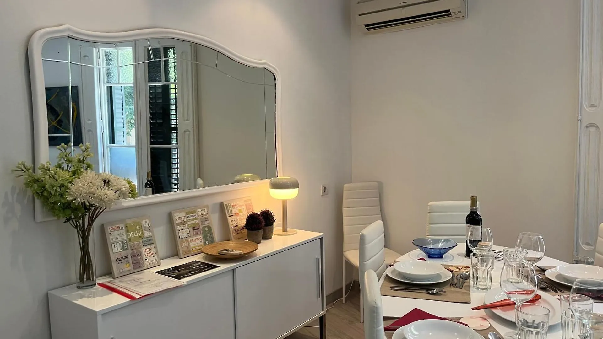 Barcelona 54 Apartment Rentals ספרד